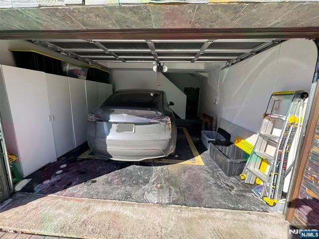 760 Undercliff B, Edgewater, NJ 07020