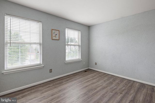 3 KERRIN RD, Bear, DE 19701