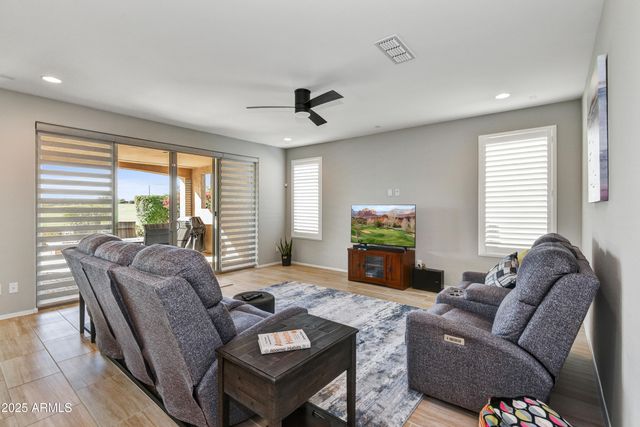 26421 W ZACHARY Drive, Buckeye, AZ 85396