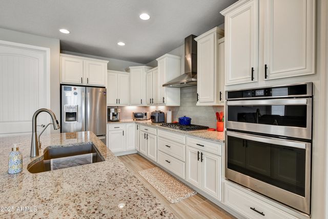 26421 W ZACHARY Drive, Buckeye, AZ 85396