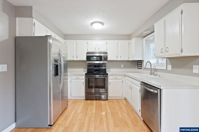 4473 47th Av NE, Salem, OR 97305