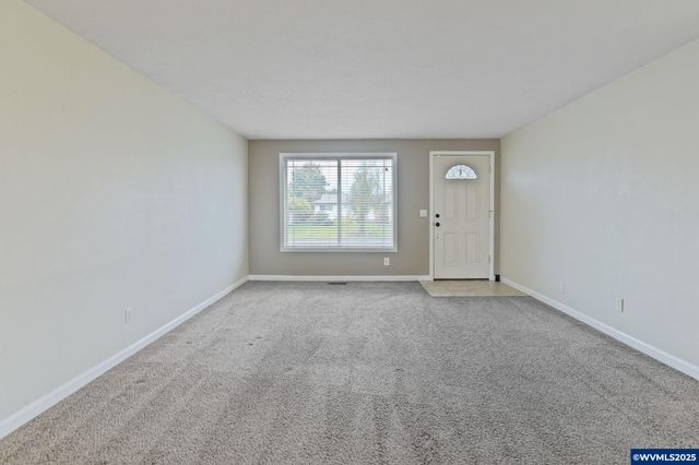 4473 47th Av NE, Salem, OR 97305