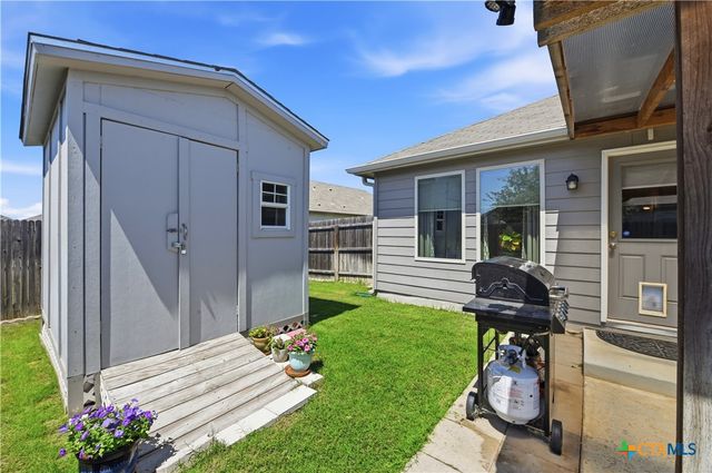522 Sand Trail Street, New Braunfels, TX 78130