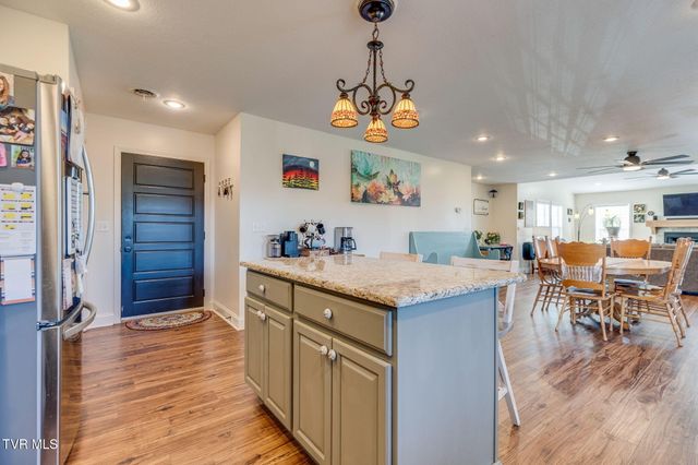 2054 Meadow Creek Lane, Jonesborough, TN 37659