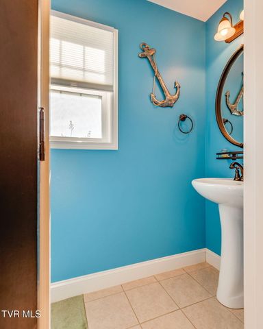 2054 Meadow Creek Lane, Jonesborough, TN 37659