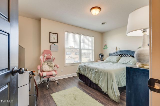 2054 Meadow Creek Lane, Jonesborough, TN 37659