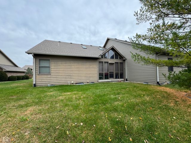 673 Brook Drive, Greenwood, IN 46143