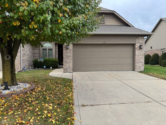 673 Brook Drive, Greenwood, IN 46143