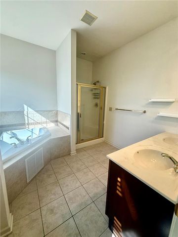 50 South Hillside Court, Easton, PA 18045