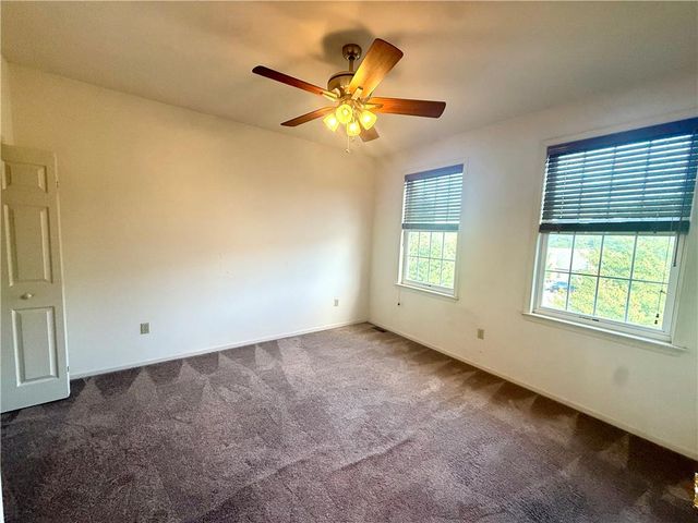 50 South Hillside Court, Easton, PA 18045