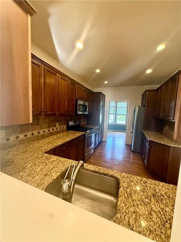50 South Hillside Court, Easton, PA 18045