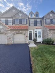 50 South Hillside Court, Easton, PA 18045