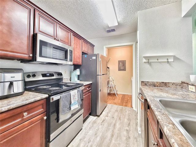 3705 SW 27TH STREET 316, Gainesville, FL 32608