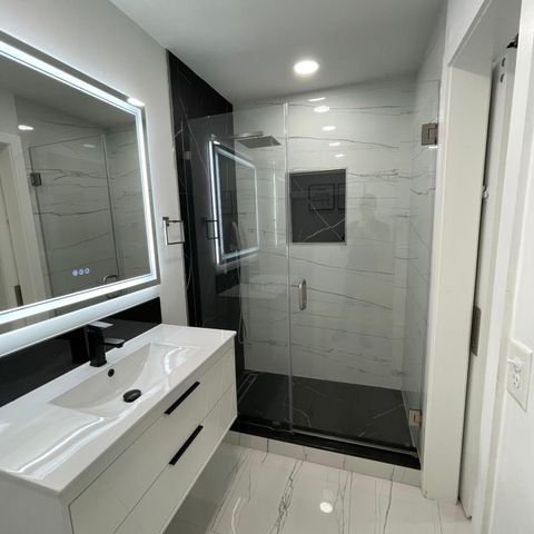 528 N Margaret Court, West Palm Beach, FL 33413