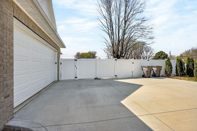 2109 Boxwood Cir, Cookeville, TN 38506