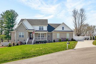 2109 Boxwood Cir, Cookeville, TN 38506