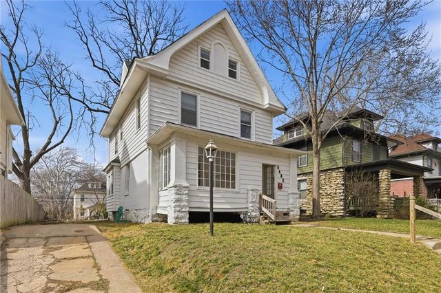 3632 Virginia Avenue, Kansas City, MO 64109