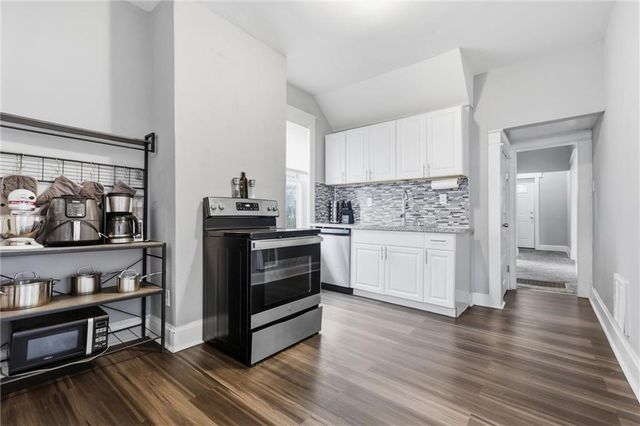 3632 Virginia Avenue, Kansas City, MO 64109