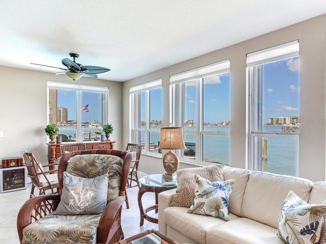 210 DOLPHIN POINT B, Clearwater Beach, FL 33767
