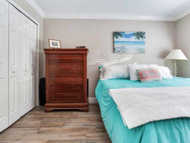210 DOLPHIN POINT B, Clearwater Beach, FL 33767