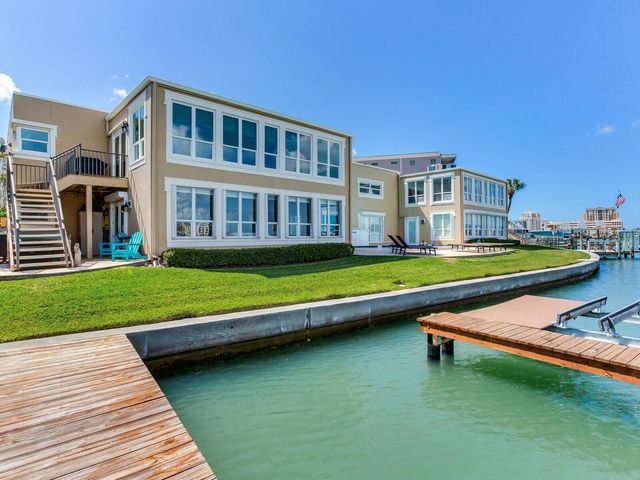 210 DOLPHIN POINT B, Clearwater Beach, FL 33767