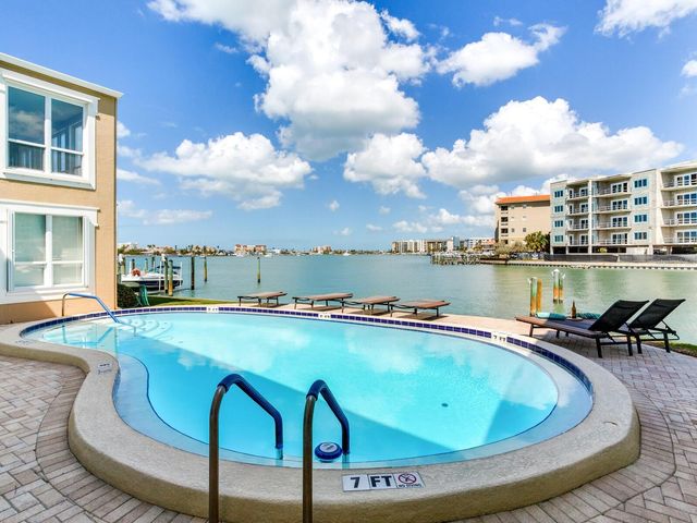 210 DOLPHIN POINT B, Clearwater Beach, FL 33767