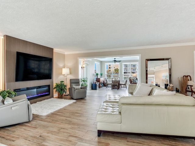210 DOLPHIN POINT B, Clearwater Beach, FL 33767