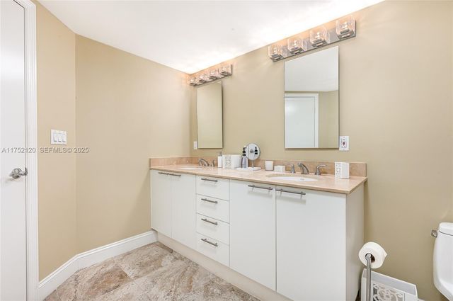 16699 Collins Avenue 3010, Sunny Isles Beach, FL 33160
