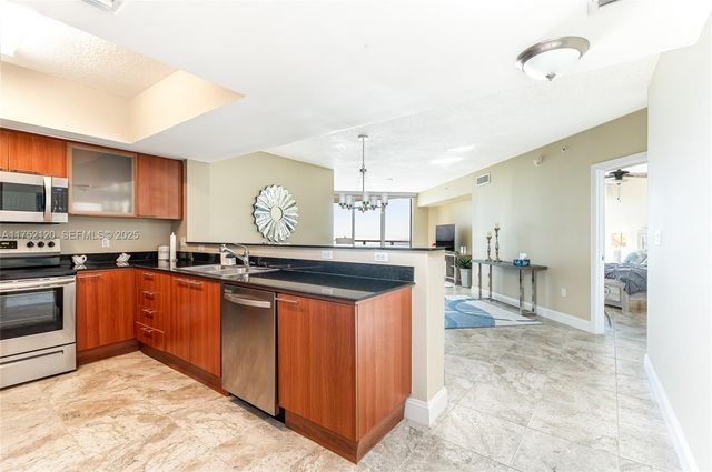 16699 Collins Avenue 3010, Sunny Isles Beach, FL 33160
