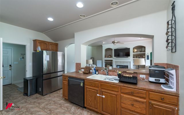 311 Columbia Circle, Bossier City, LA 71112