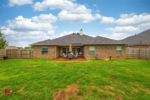 311 Columbia Circle, Bossier City, LA 71112