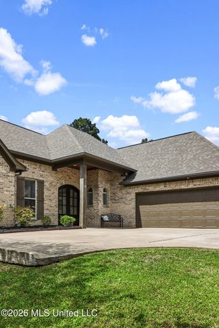 211 Wellington Way, Brandon, MS 39047