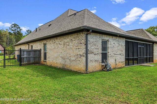 211 Wellington Way, Brandon, MS 39047