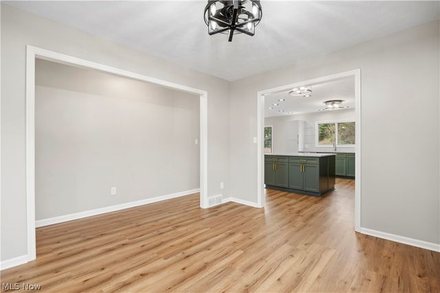 36220 Neff Road, Grafton, OH 44044