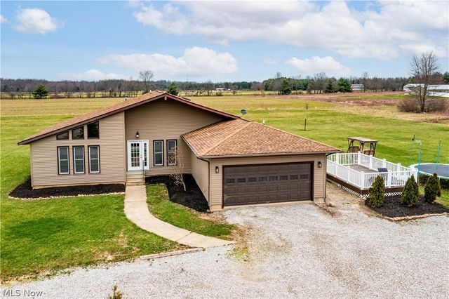 36220 Neff Road, Grafton, OH 44044