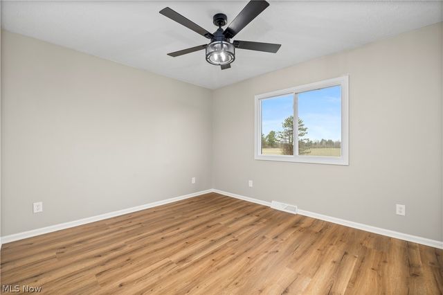 36220 Neff Road, Grafton, OH 44044