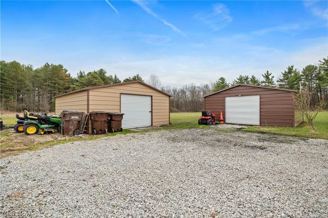 36220 Neff Road, Grafton, OH 44044