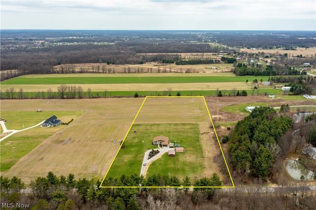 36220 Neff Road, Grafton, OH 44044