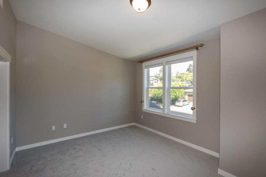 Image 16 of property listing at 450 Granite Way, Aptos, CA 95003