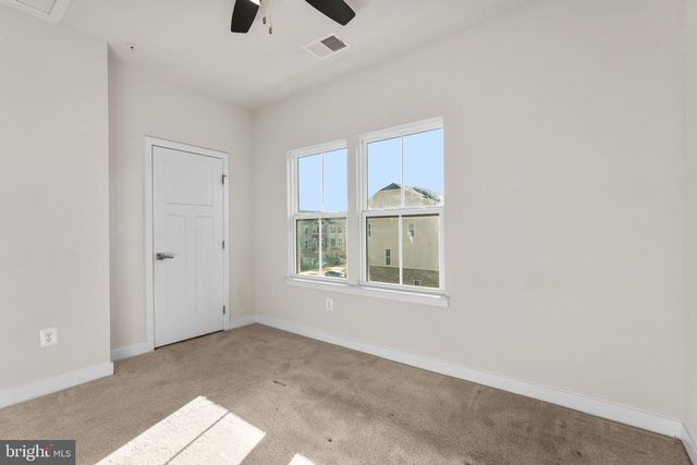 562 WHITE OAK DR, Glen Burnie, MD 21060