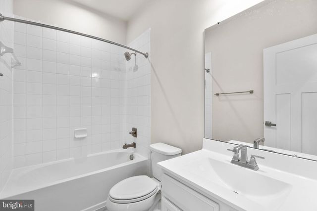 562 WHITE OAK DR, Glen Burnie, MD 21060