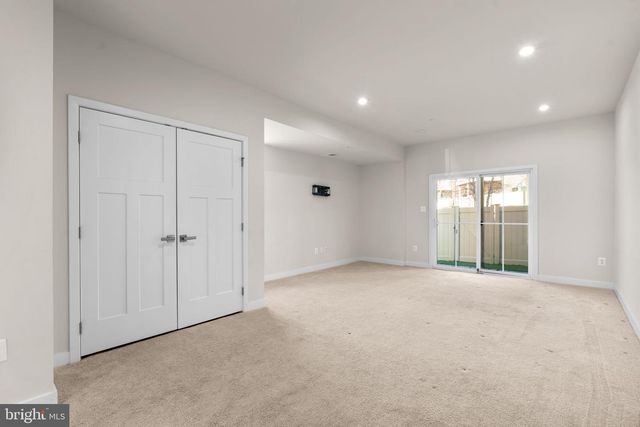 562 WHITE OAK DR, Glen Burnie, MD 21060