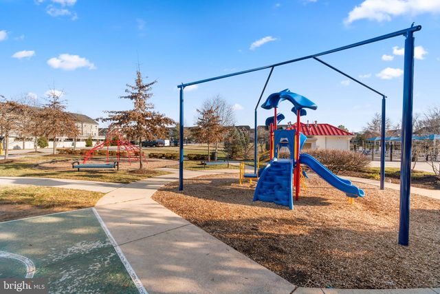 562 WHITE OAK DR, Glen Burnie, MD 21060