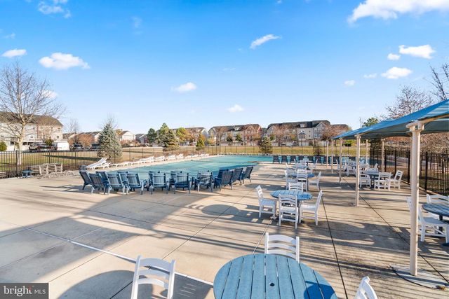 562 WHITE OAK DR, Glen Burnie, MD 21060