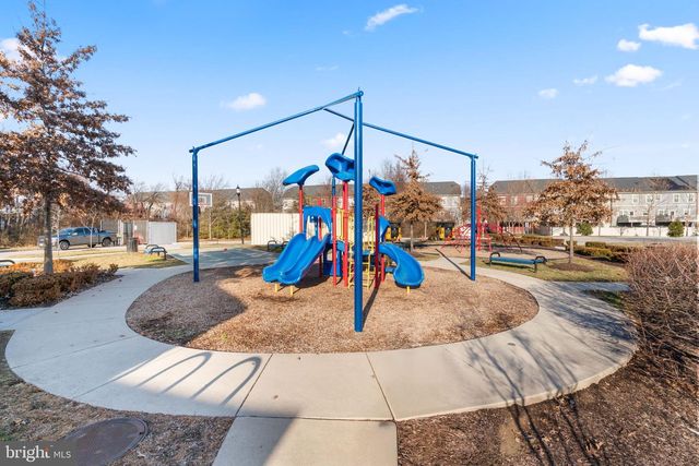 562 WHITE OAK DR, Glen Burnie, MD 21060