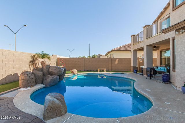 29724 W WHITTON Avenue, Buckeye, AZ 85396