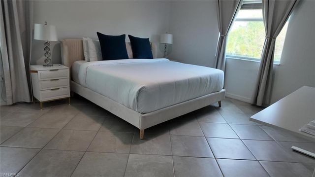 18751 Marlin Kite LN, North Fort Myers, FL 33917