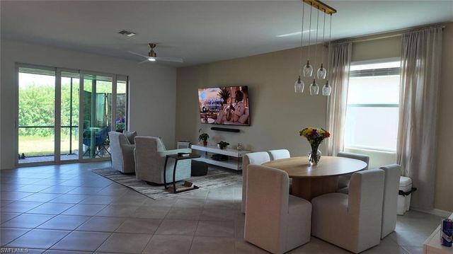 18751 Marlin Kite LN, North Fort Myers, FL 33917