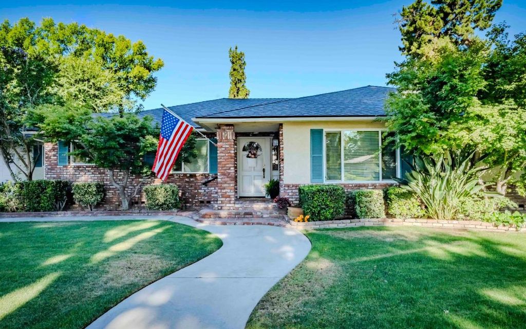 Image 1 of property listing at 6343 N Teilman Avenue, Fresno, CA 93711