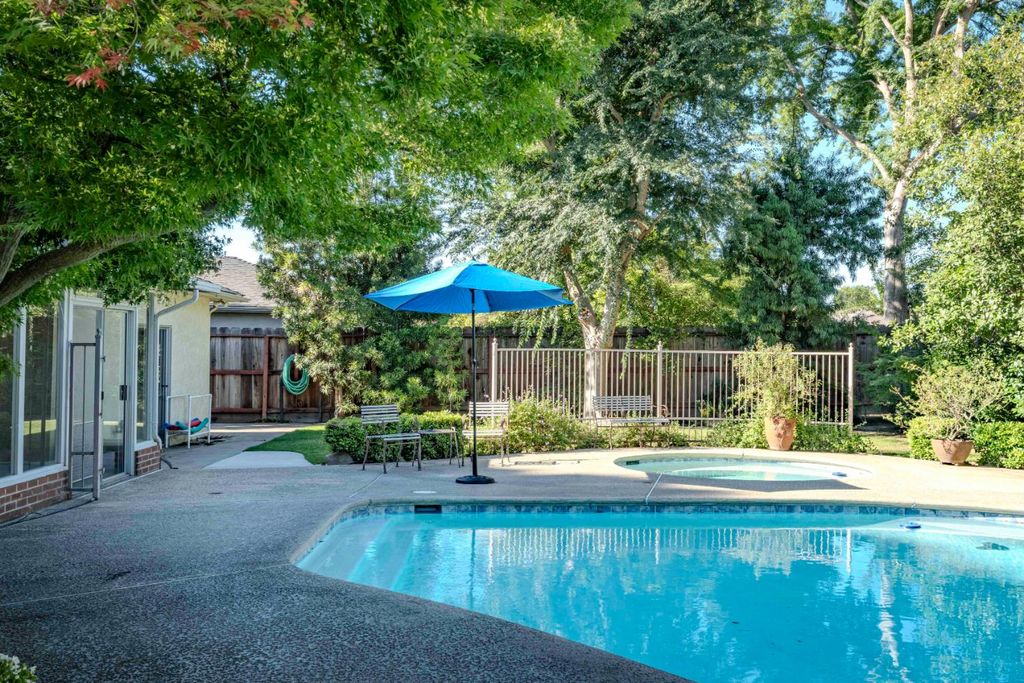 Image 18 of property listing at 6343 N Teilman Avenue, Fresno, CA 93711